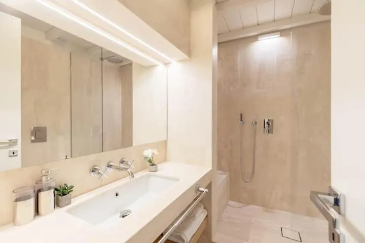 شقة روما Home In Trevi إيطاليا